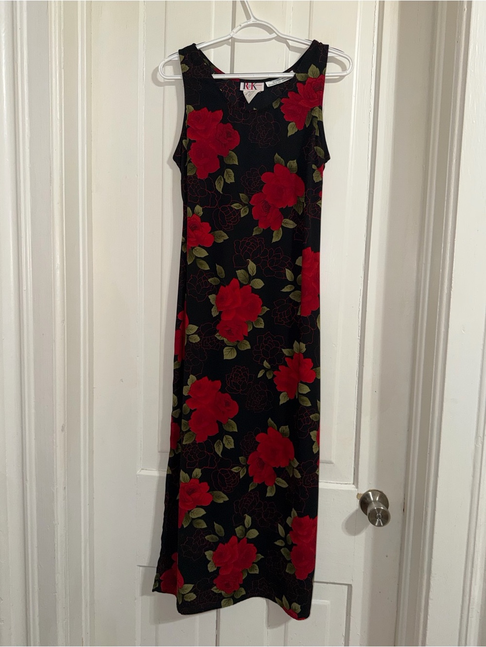 Vintage Women's R&K originals size 8 Black‎ Dress with Red Floral Pattern